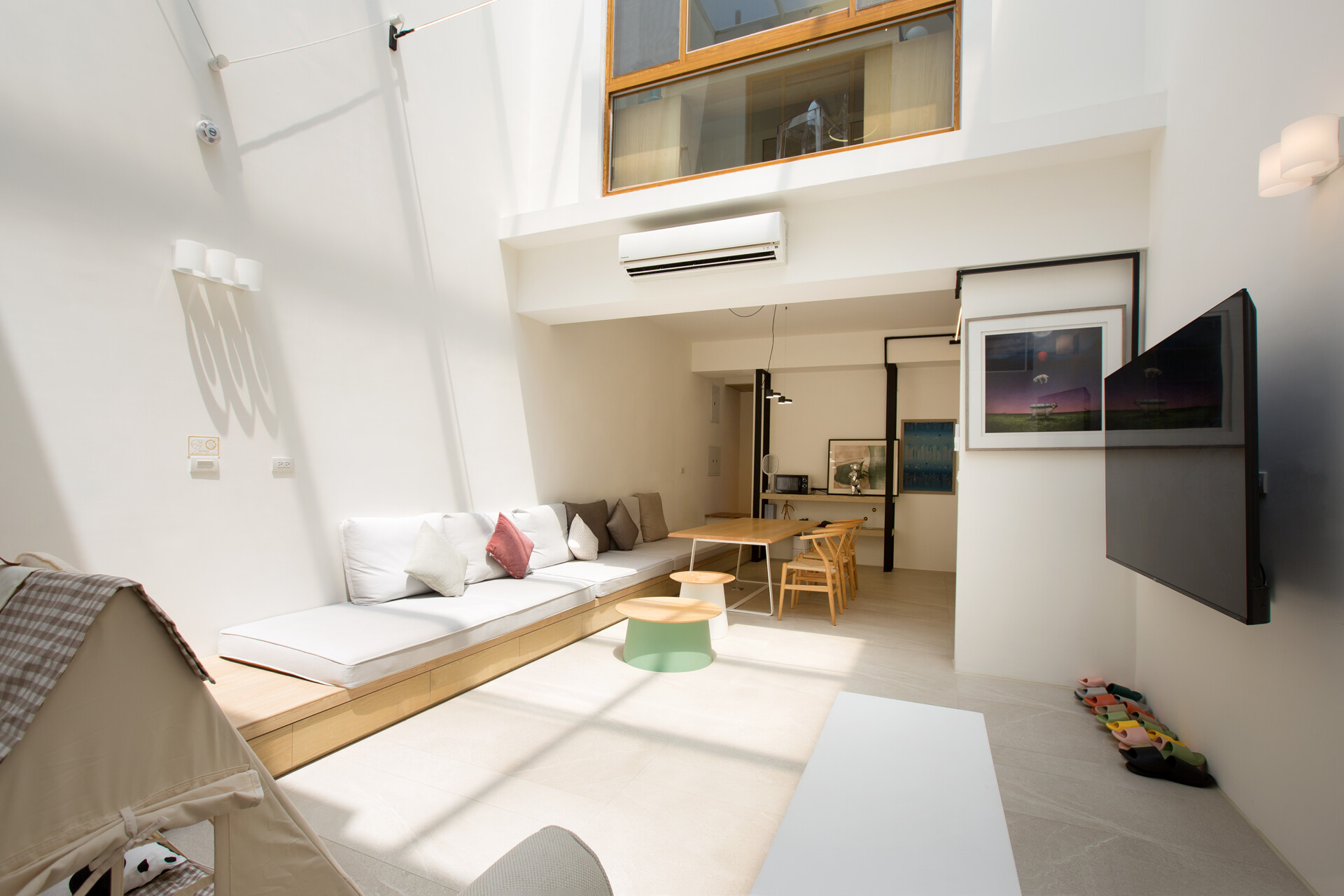 lai-nest-in-ali-homestay-villa-living-room (2)