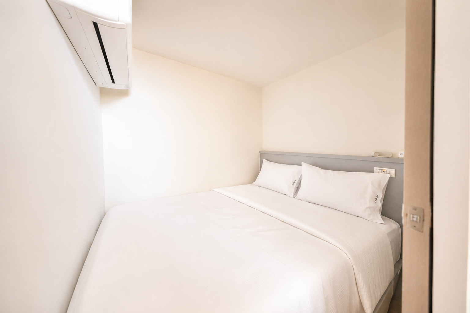 retreat-nest-in-ali-homestay-villa-room-1F