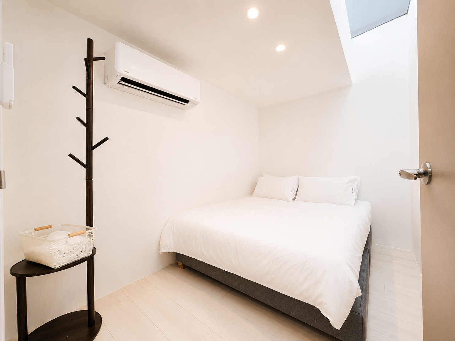 retreat-nest-in-ali-homestay-villa-room-2.5F-double (1)
