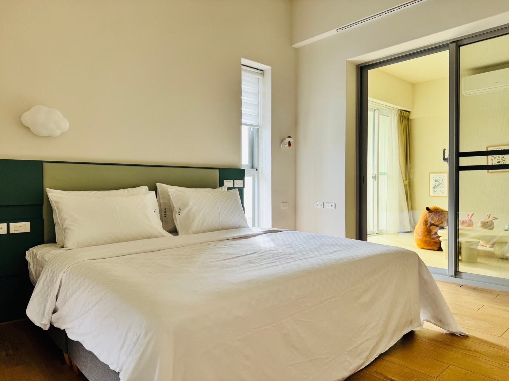 wanna-nest-in-ali-homestay-villa-room (10)