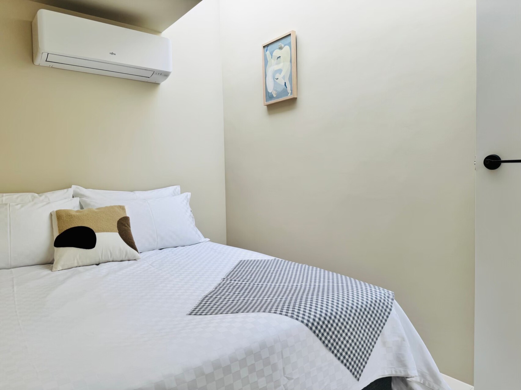 wanna-nest-in-ali-homestay-villa-room (15)